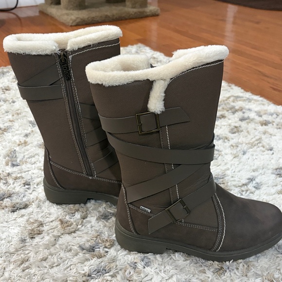 Totes Diedre Brown Boots - Picture 2 of 6